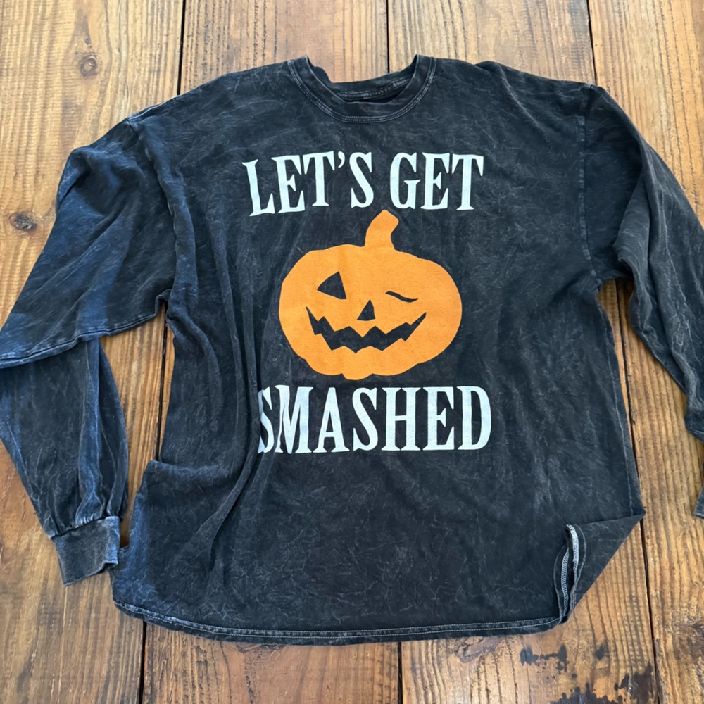 Spirit Halloween Let’s Get Smashed Pumpkin Graphic long Sleeve Tee XL
